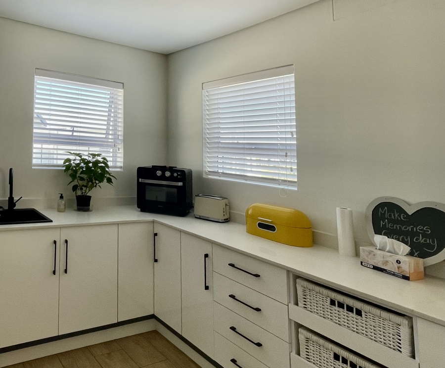3 Bedroom Property for Sale in Laguna Sands Western Cape